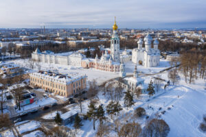 Семь городов, куда из Петербурга можно долететь за полтора часа. Сколько стоят билеты и чем там заняться